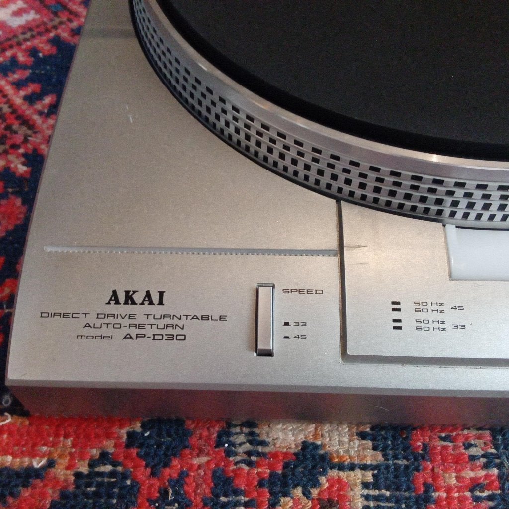 Akai AP-D30 platenspeler ★ opbrengst naar Save the Children, Audio, Tv en Foto, Platenspelers, Ophalen, Pitch-regelaar, Platenspeler