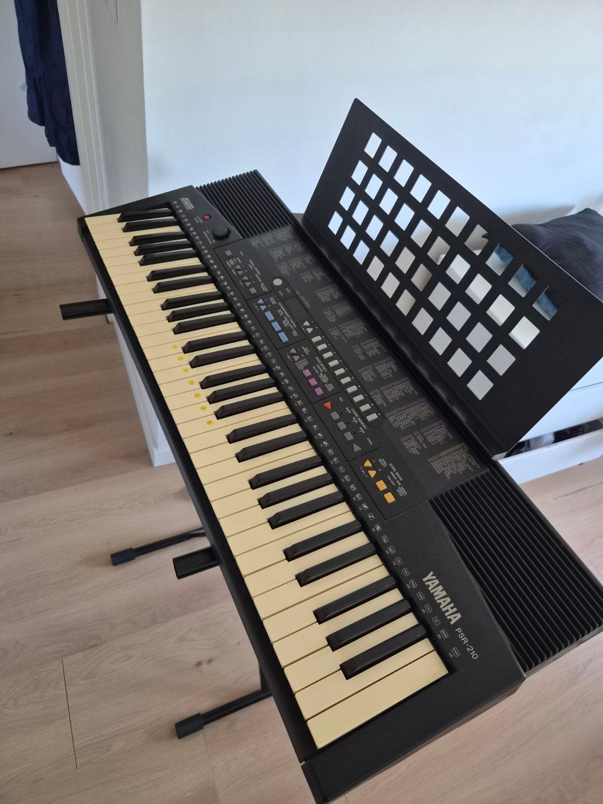 Yamaha PSR-210 Keyboard - Ideaal voor beginners!, Ophalen, Yamaha, Met standaard, 61 toetsen