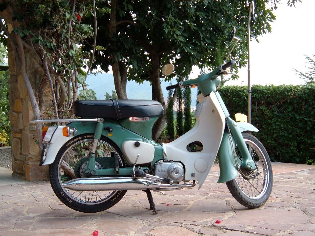 Gevraagd Honda C50 OT, Fietsen en Brommers, Brommers | Honda, Ophalen, Overige modellen