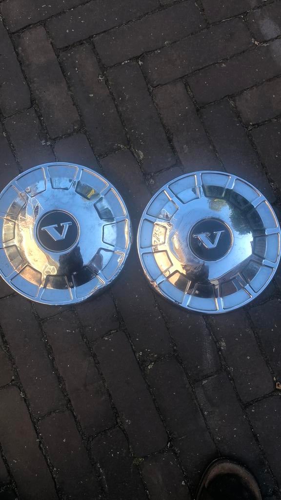 Wieldoppen Volvo amazone., Ophalen, Gebruikt