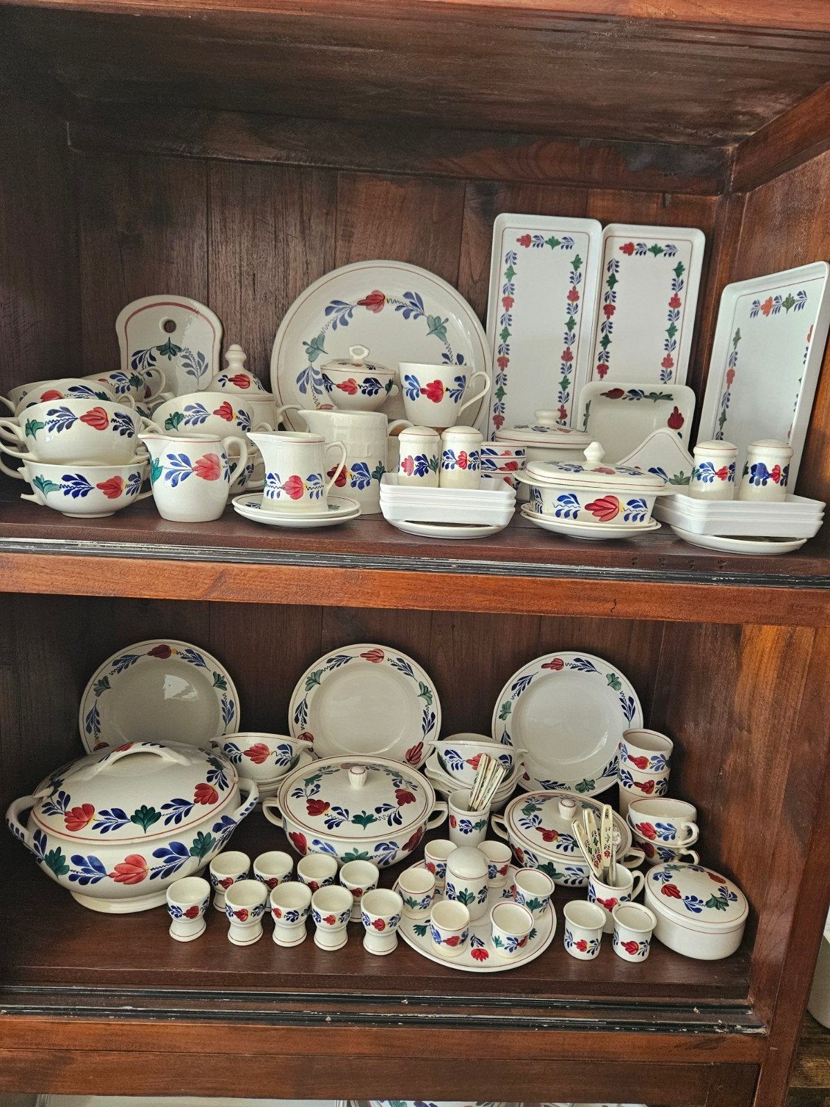 Foto 4 van boerenbont servies