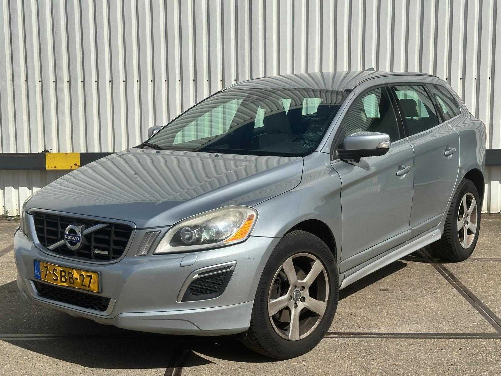 Volvo XC60 2.0 T5 Summum automaat* 7-SBB-27, Auto's, Euro 5, Gebruikt, XC60, 93 €/maand