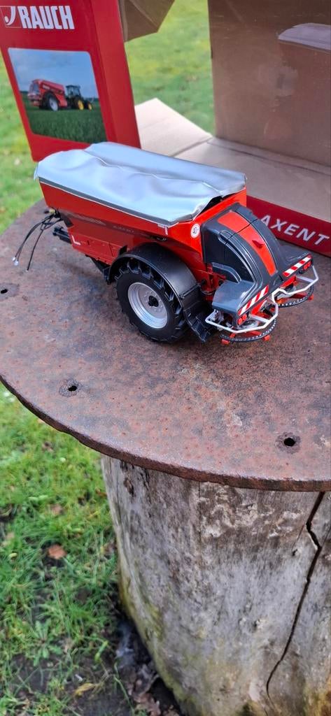Strooier nieuw in doos, Ophalen of Verzenden, Nieuw, Tractor of Landbouw, Overige merken