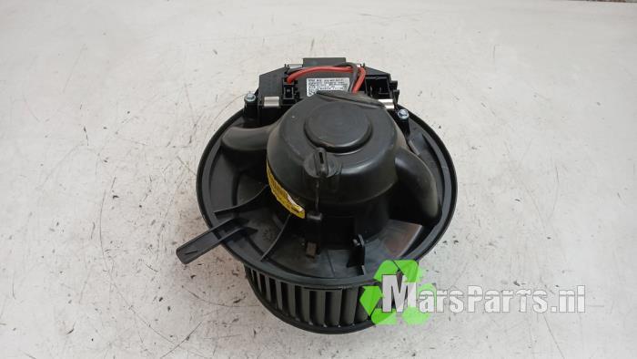 Kachel Ventilatiemotor van een Volkswagen Golf, Gebruikt, -, Volkswagen, -