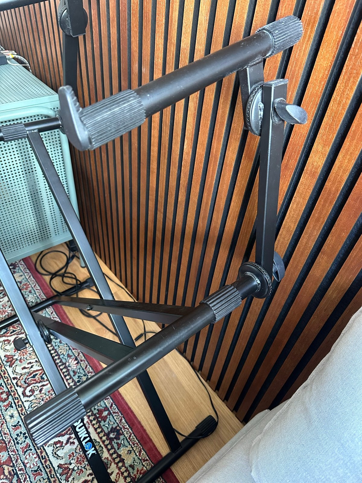 Foto 7 van Quiklok Keyboardstandaard - Zwart, Stevig en Verstelbaar