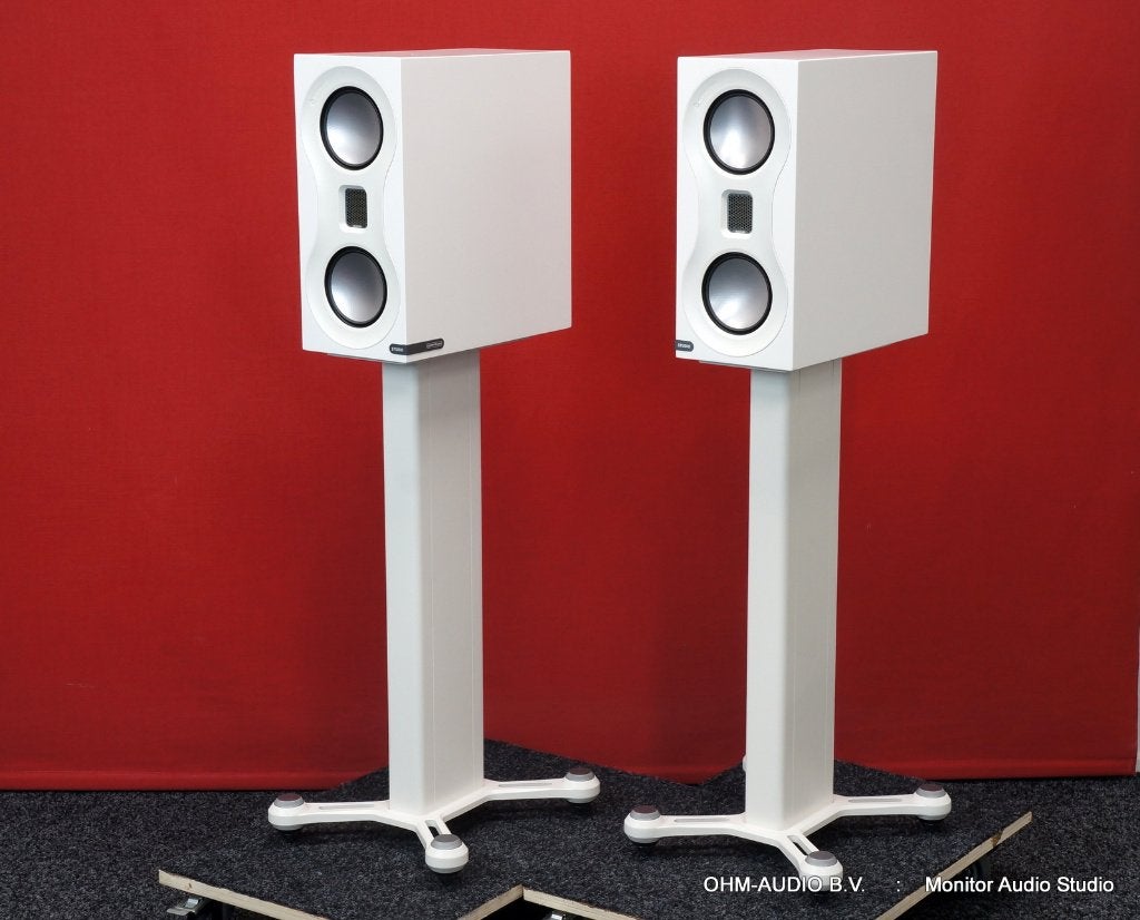 Monitor Audio Studio, Standmount Luidsprekers incl Stands, Studiomonitor, Ophalen of Verzenden, Zo goed als nieuw, 60 tot 120 watt