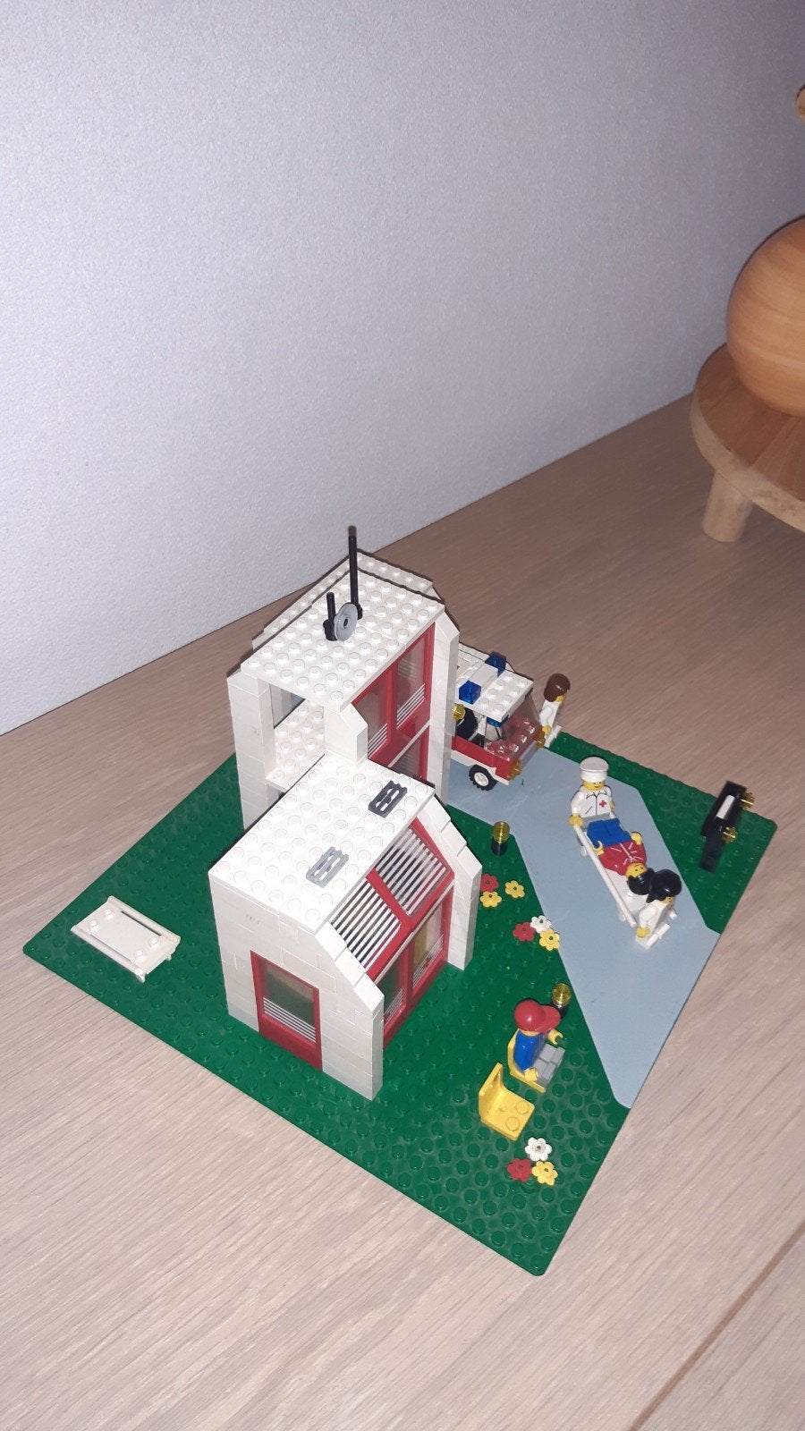 Lego Ziekenhuis met Ambulance en Figuren, Ophalen, Lego, Complete set, Compleet