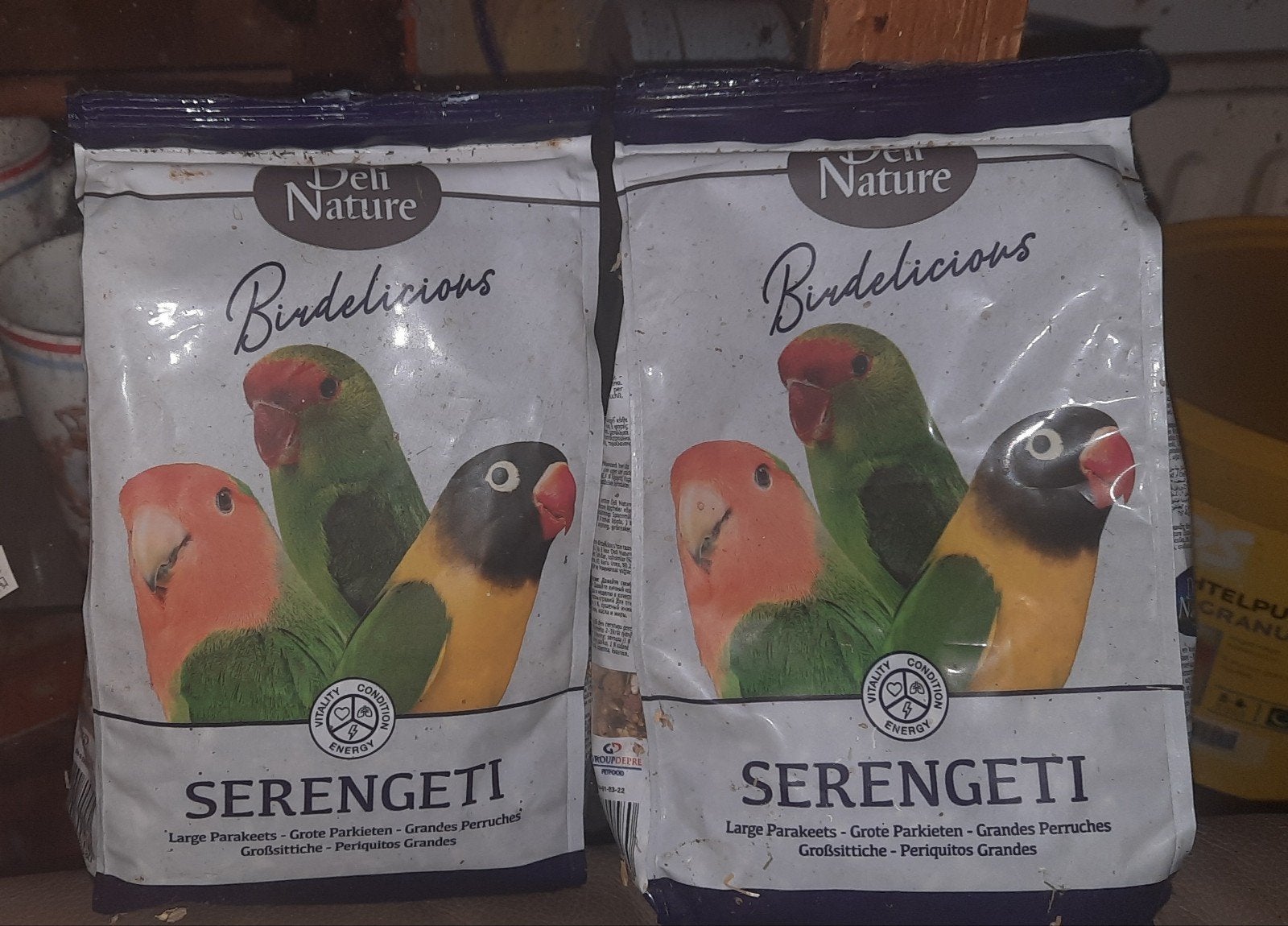 2 zakjes vogelvoer, Ophalen, Vogel