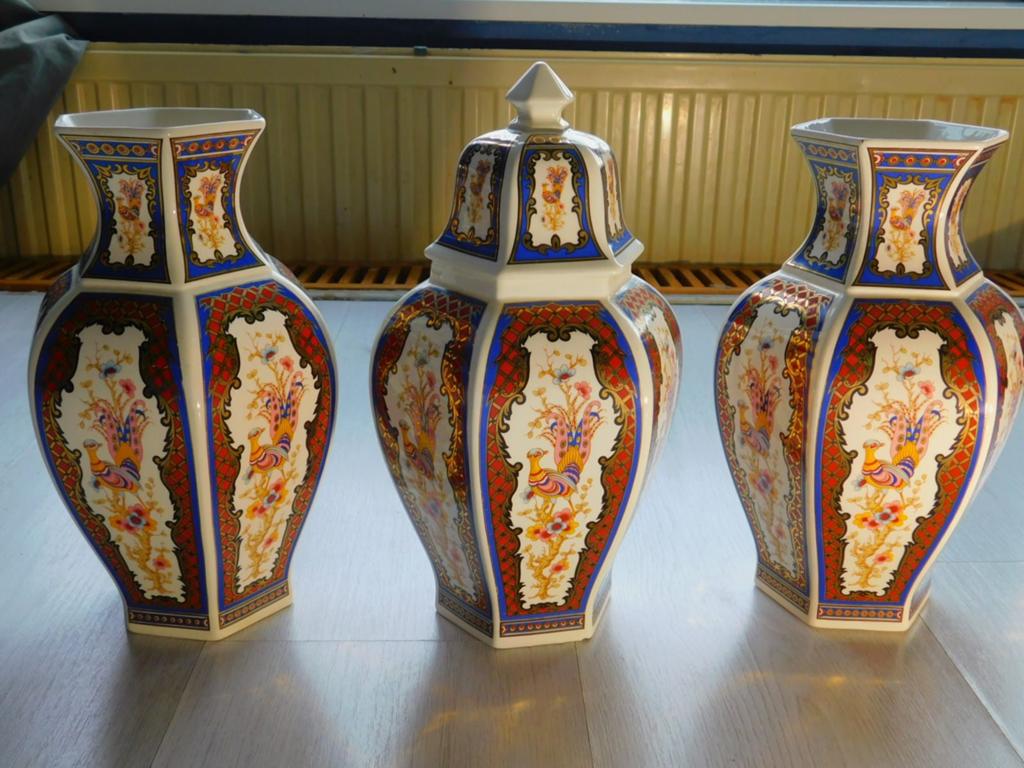Vintage 3-Delig Porseleinen Kaststel Imari Stijl met Parad, Ophalen of Verzenden