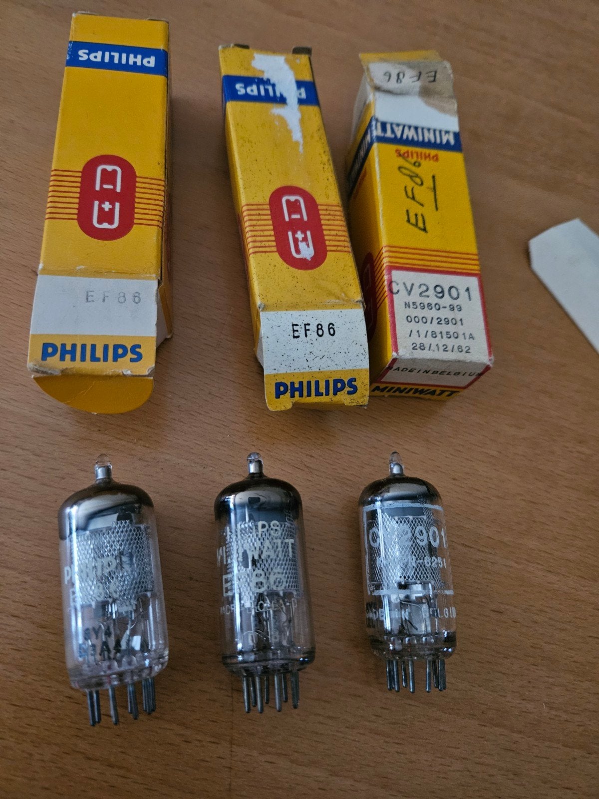 Philips EF86, Miniwatt CV2901 buizen. 3 stuks, Ophalen of Verzenden