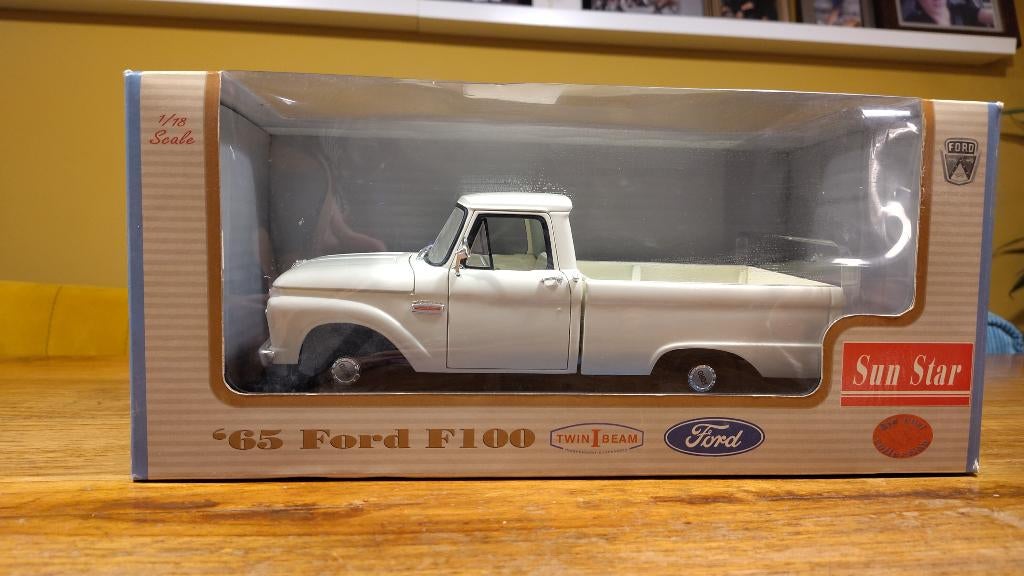 Ford F100 Pickup 1965 - Sun star - 1:18, Hobby en Vrije tijd, Modelauto's | 1:18, Nieuw, Auto, Sun Star, Ophalen of Verzenden