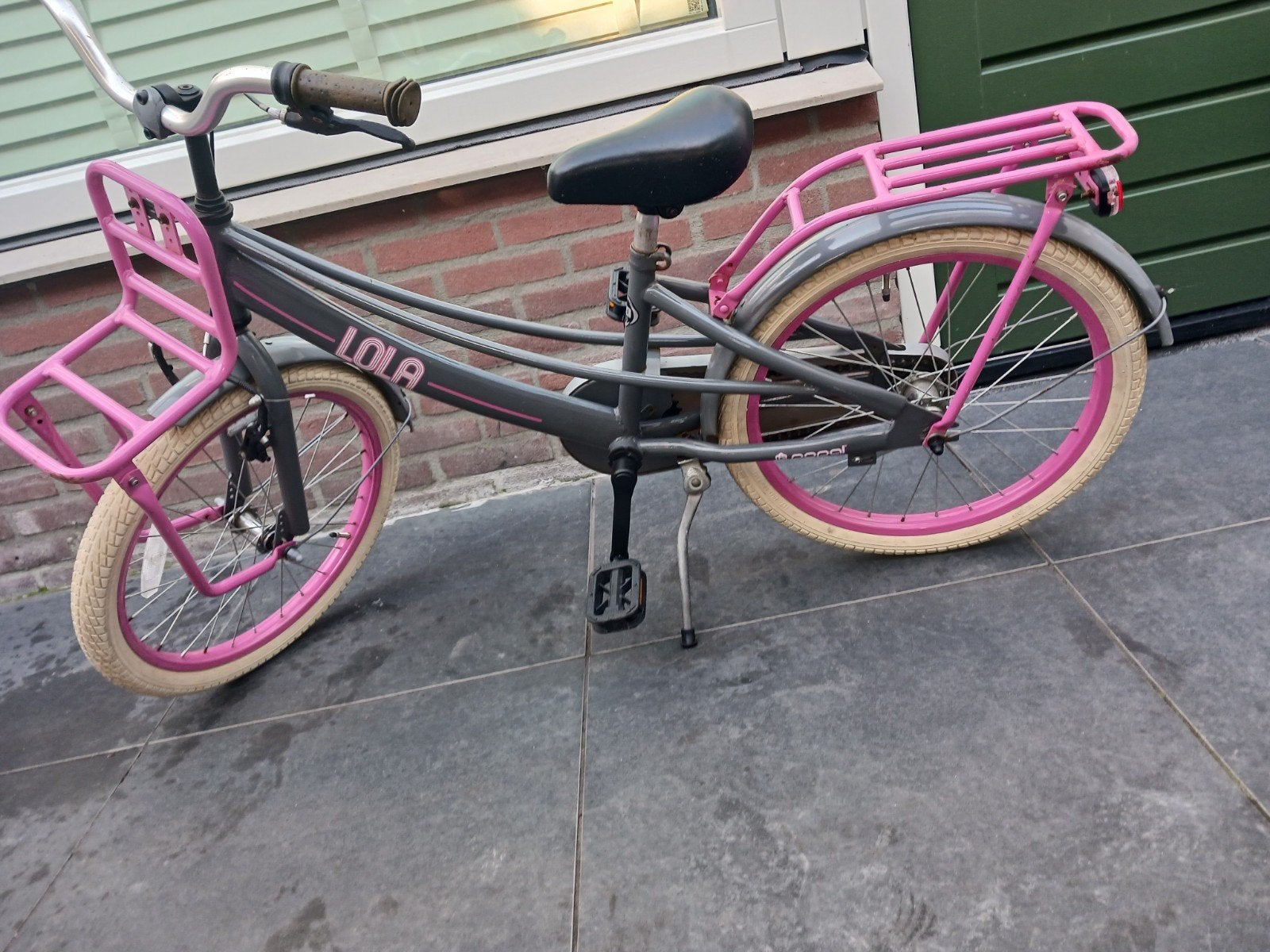 Lola Kinderfiets - Grijs/Roze met Voordrager, Ophalen