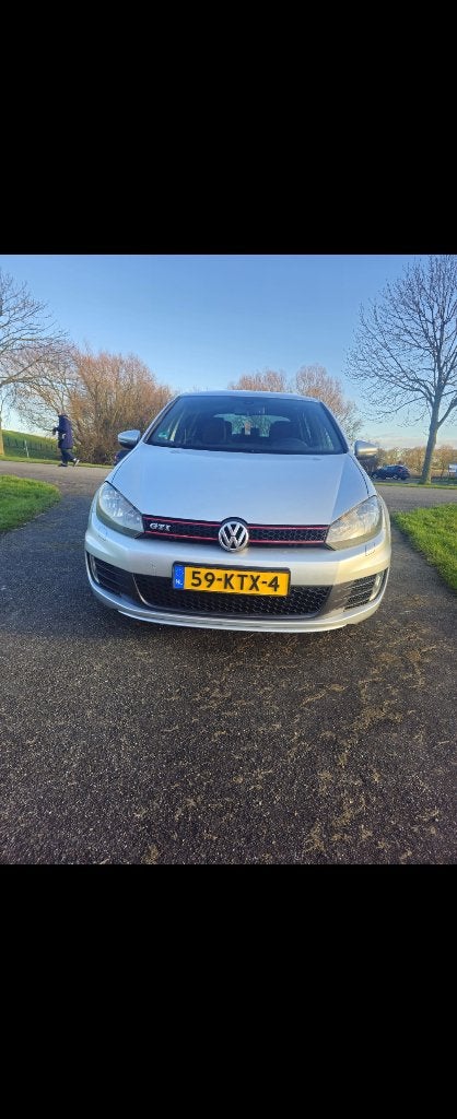 Volkswagen Golf gti 2.0 154KW 2010 Grijs, Voorwielaandrijving, 4 cilinders, 1984 cc, Overige kleuren