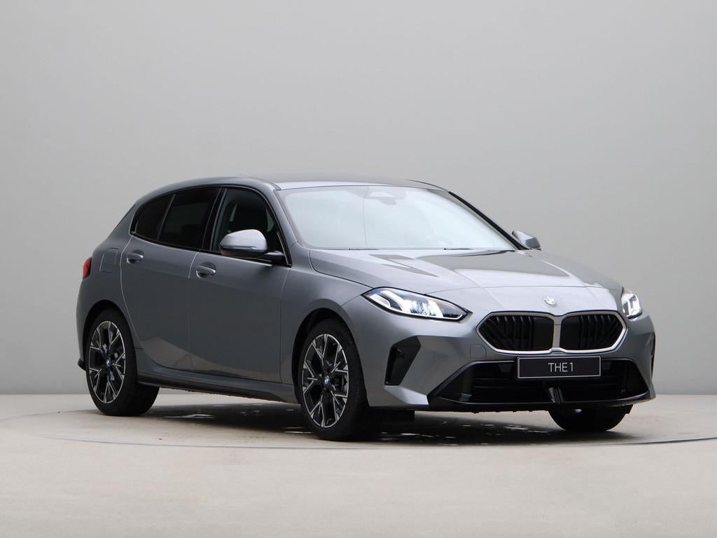BMW 1 Serie 120 M Sport Design Edition (bj 2026, automaat), 156 pk, Met garantie (alle), Bedrijf, 19 km/l