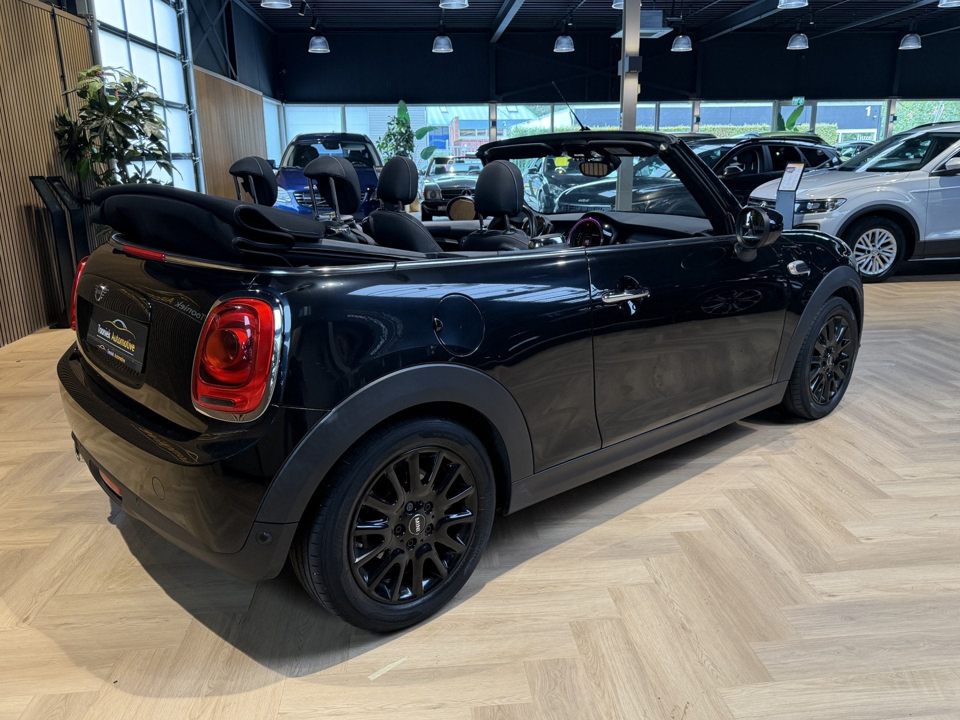 MINI Cabrio 1.5 Cooper Salt AUTOMAAT | (bj 2020), Auto's, Dealer onderhouden, 136 pk, Gebruikt, Euro 6