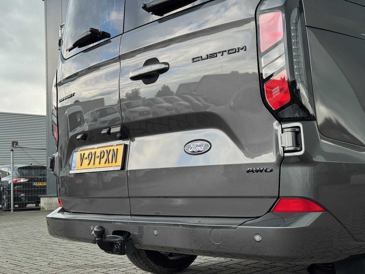 Ford Transit Custom 320 2.0 TDCI 170pk AWD L2H1 Limited DC A, Stof, Gebruikt, Euro 6, 4 cilinders