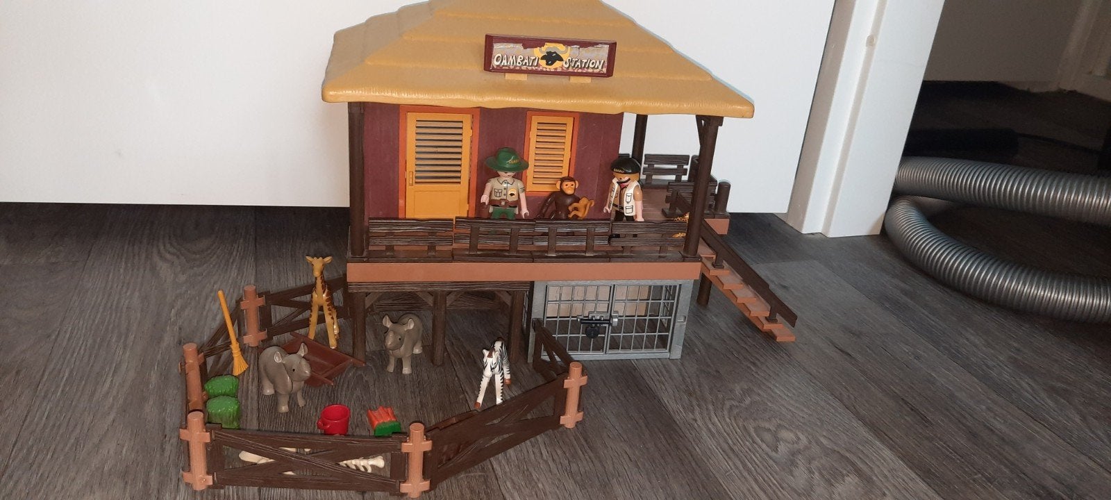 hele mooie safari hut van playmobil, Ophalen of Verzenden, Zo goed als nieuw