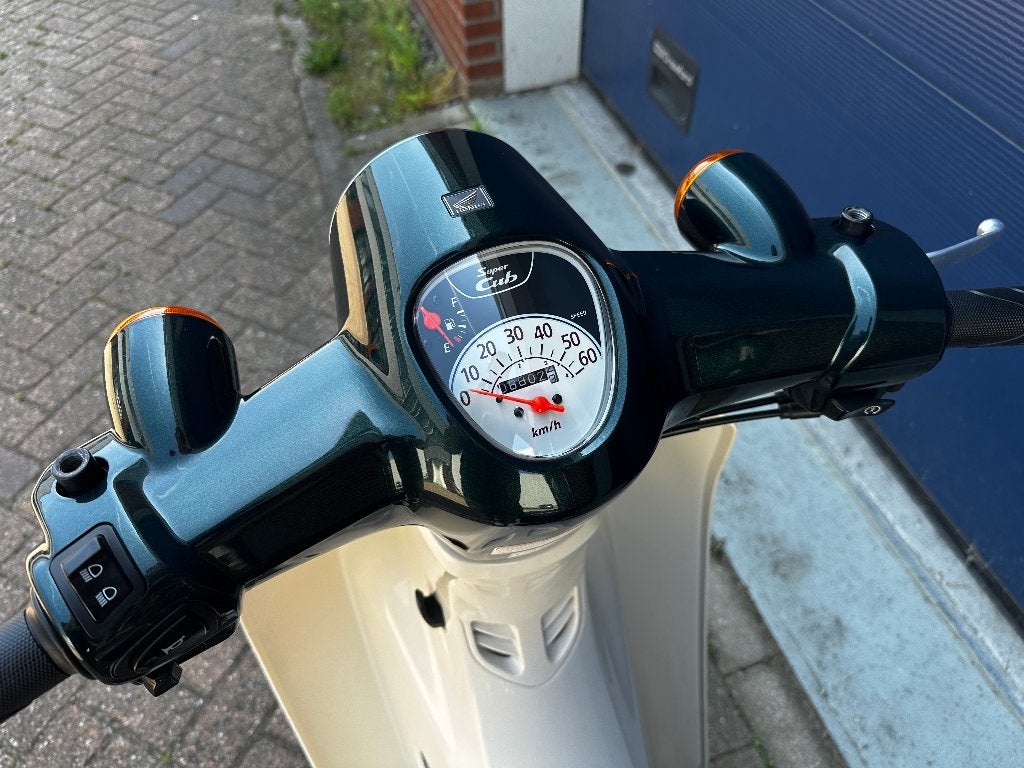 Honda C50 Super Cub | Tasmania Green | 2021 | NL Kenteken, Ophalen, Overige modellen, 49 cc, Zo goed als nieuw