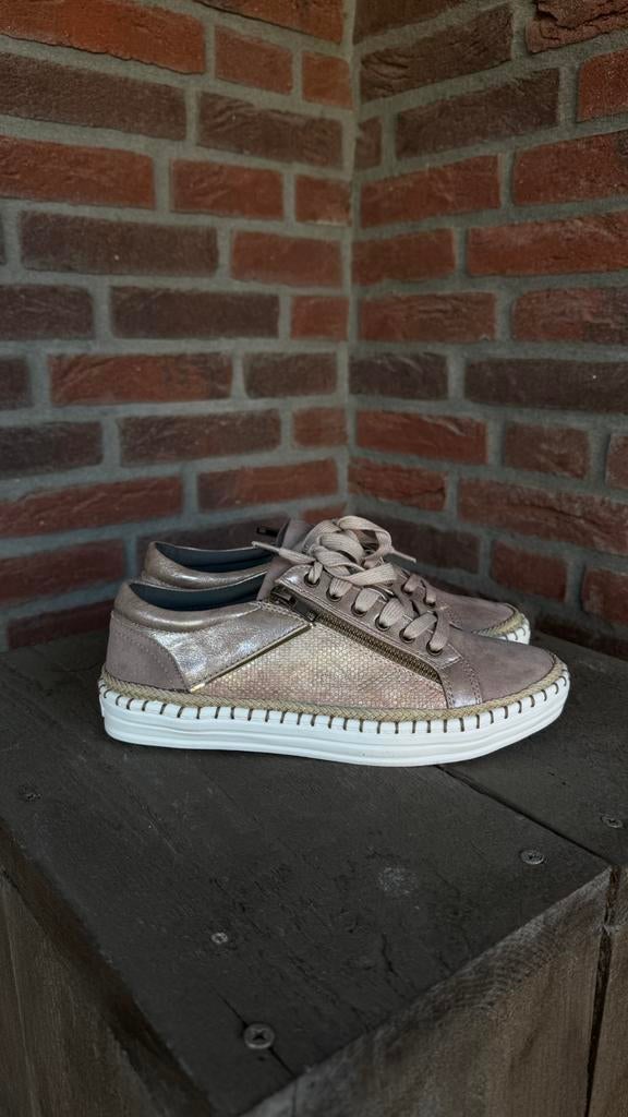 La strada dames zomersneaker beige/roze maat 39, Ophalen of Verzenden, Nieuw, Sneakers of Gympen