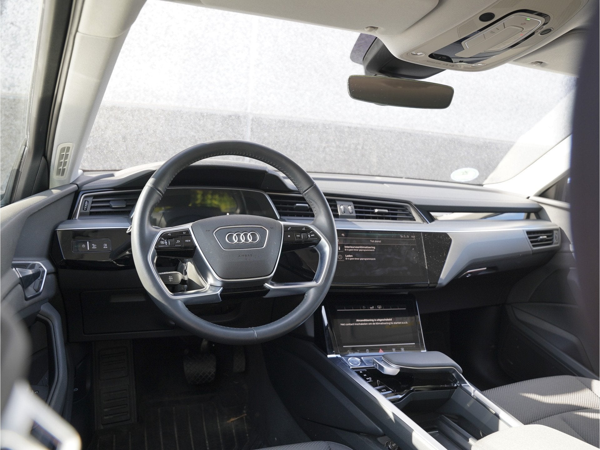 Audi e-tron e-tron 50 quattro Launch edition 71 kWh |SOH 95,, Automaat, Stof, Zwart, 71 kWh