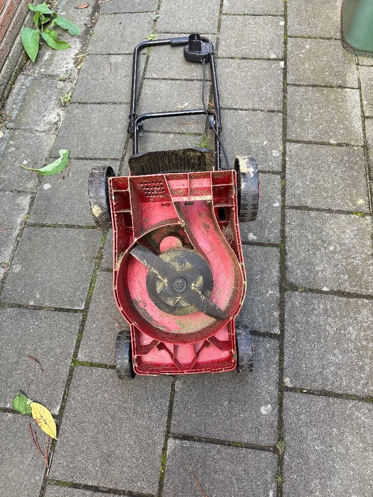 Grasmaaier elektrisch, Ophalen, Gebruikt, Elektrische grasmaaier, MTD