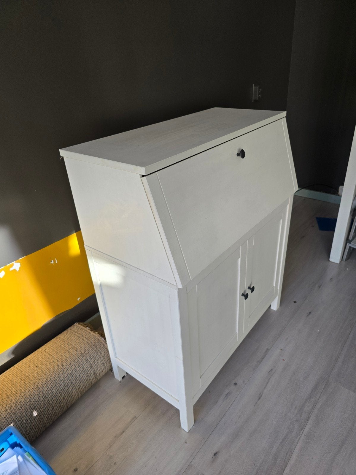 Wit secretaire bureau met opbergruimte, Huis en Inrichting, Kasten | Secretaires, Ophalen, Gebruikt, Modern, Scandinavisch
