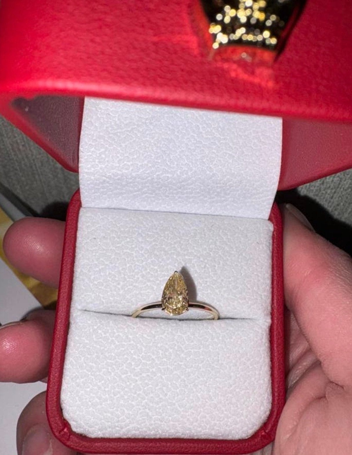 Diamant 14k Geel Goud Ring - Nieuw met Certificaat, Sieraden, Tassen en Uiterlijk, Ringen, Ophalen, Geel, Nieuw, 17 tot 18