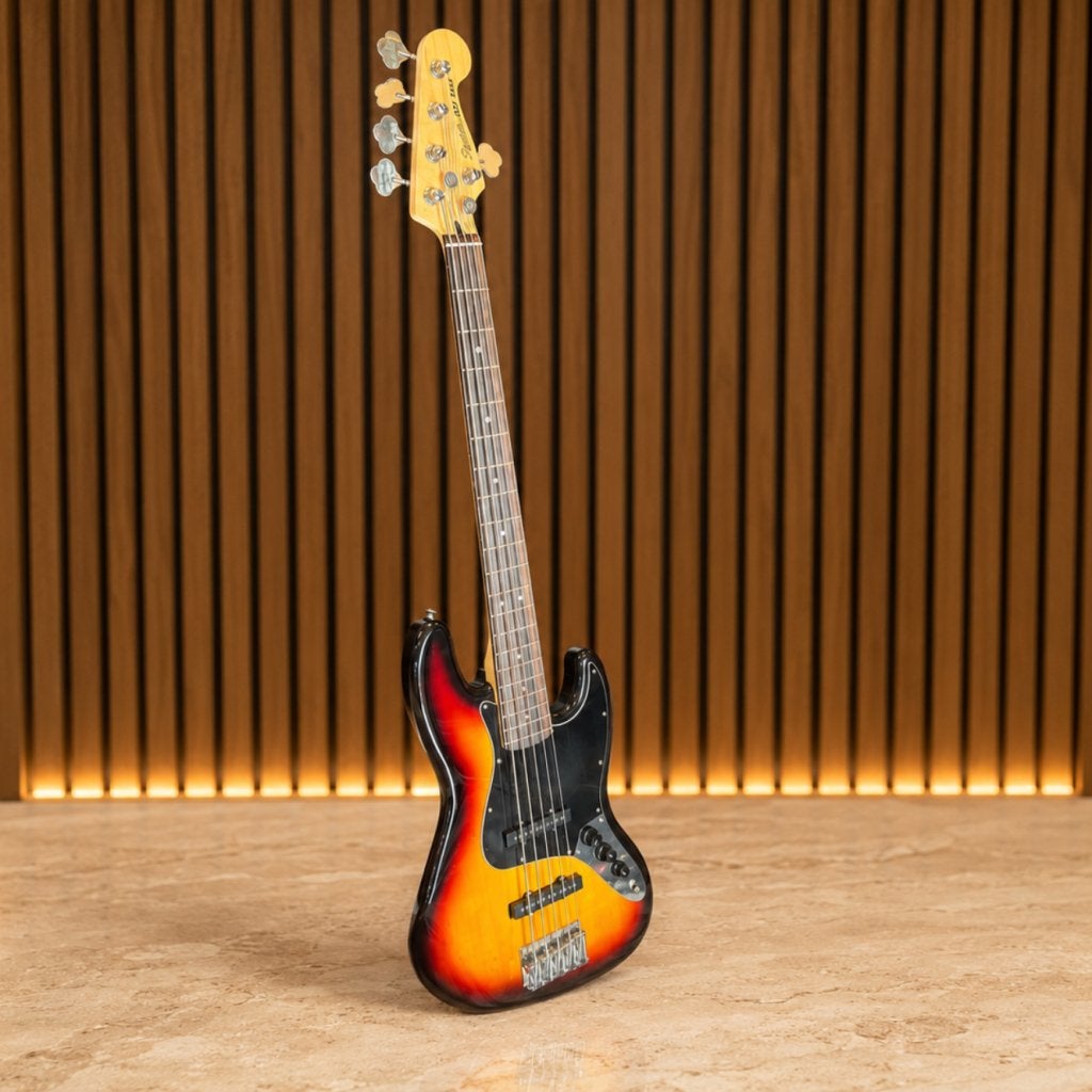 Squier Affinity Series Bass Basgitaar - In Nette Staat, Flex Ltd., Zo goed als nieuw, https://flex.com/contact-us, Nobelstraat 10, 5807 GA Oostrum LB, Limburg, Nederland