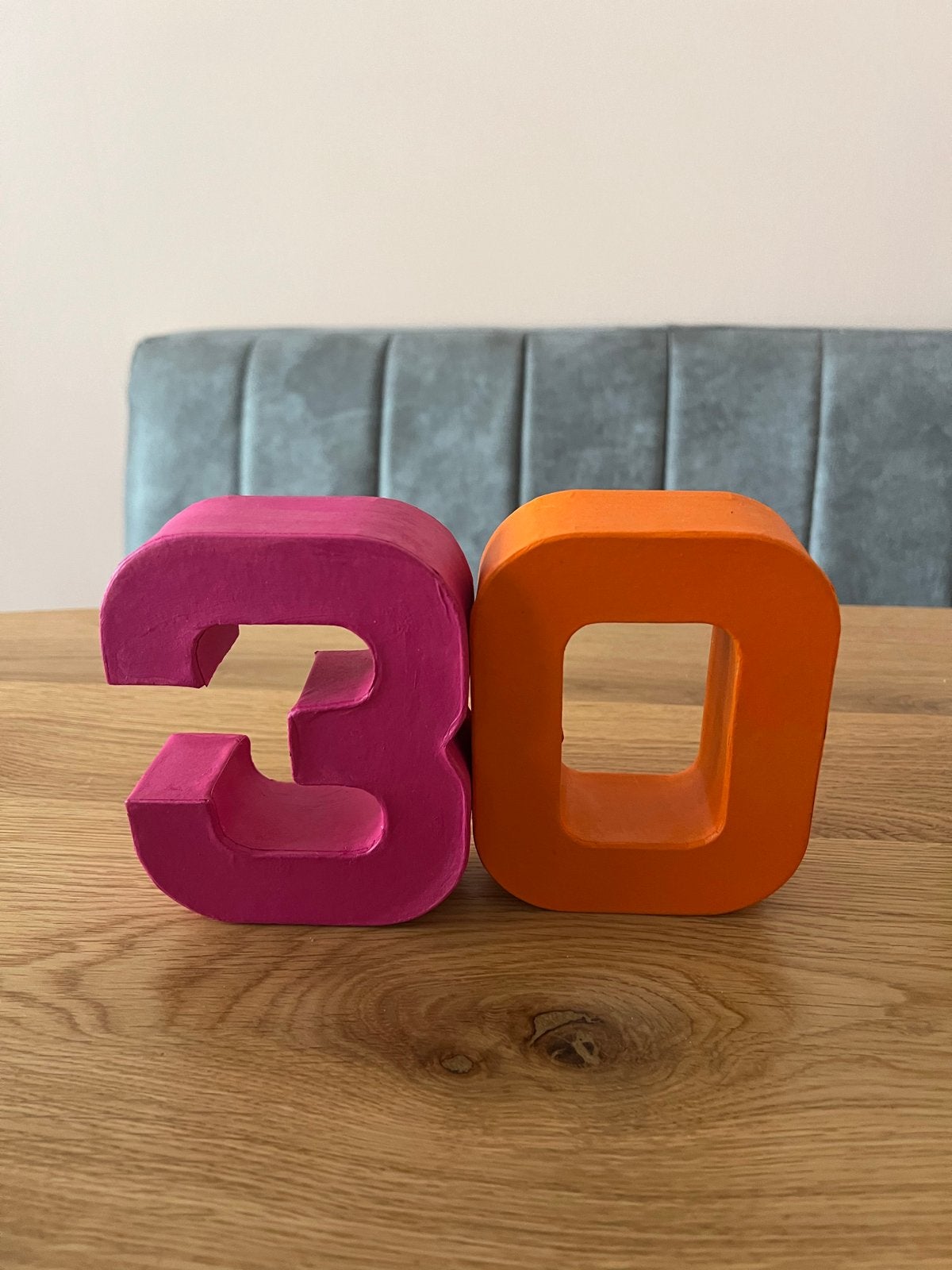 Leuke 30 jaar letters roze oranje geel - Feestversiering, Ophalen, Zo goed als nieuw, Versiering, Verjaardag