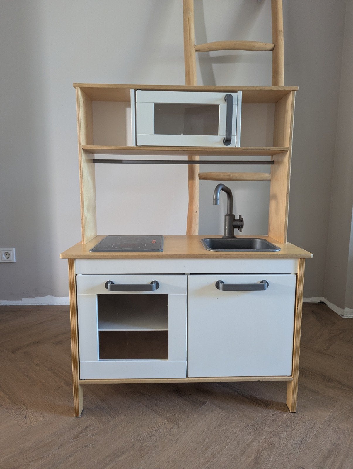 Ikea keukentje, Ophalen, Zo goed als nieuw