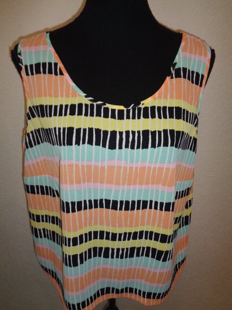 yarell maat 46 valt als L oksel tot oksel 56 cm, Kleding | Dames, Yarell, Maat 42/44 (L), Ophalen of Verzenden, Zo goed als nieuw