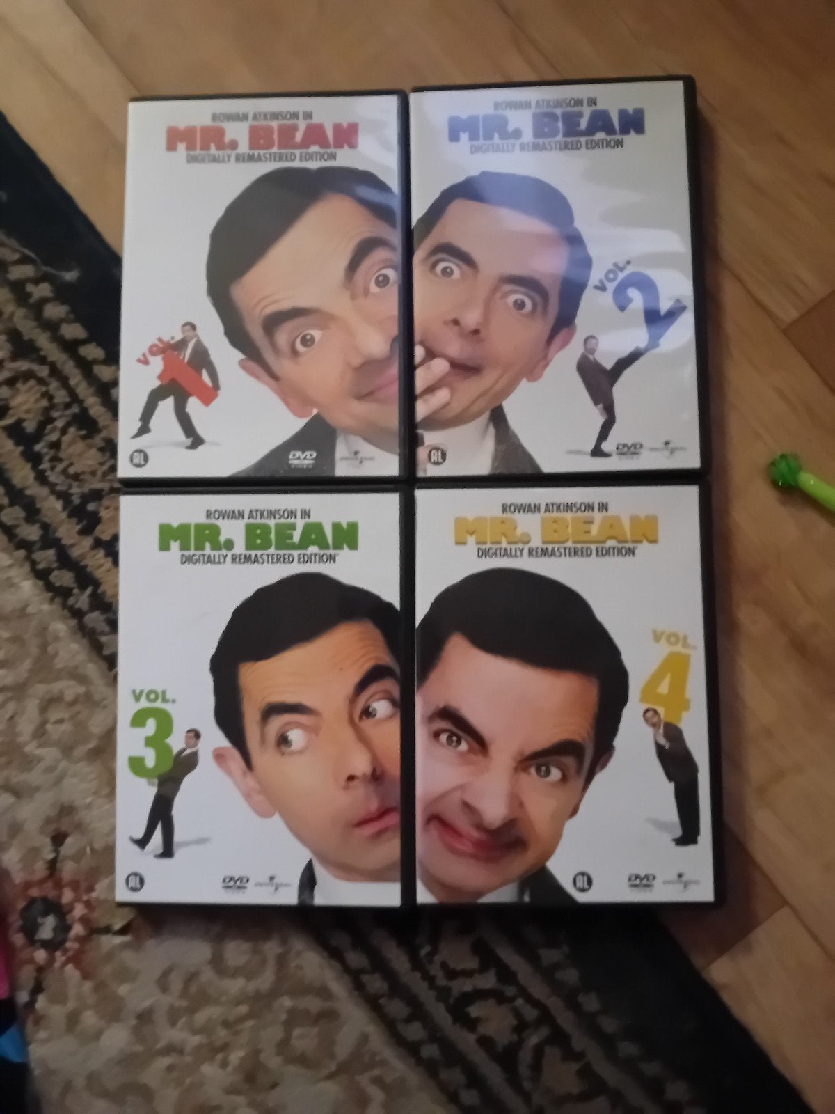 Mr. Bean Digitally Remastered Edition DVD Boxset Vol. 1-4, Engels, Alle leeftijden, Nederlands, Ophalen of Verzenden