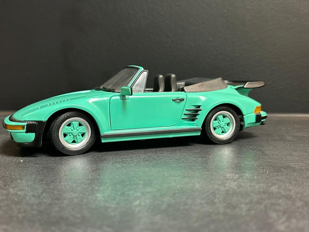 Porsche 930 turbo, Hobby en Vrije tijd, Modelauto's | 1:18, Ophalen of Verzenden, Zo goed als nieuw, Auto, Revell