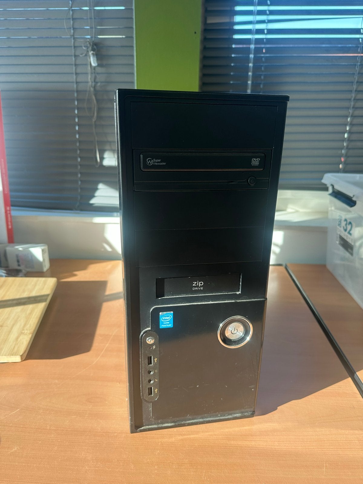Desktop PC voor onderdelen of reparatie, Computers en Software, Ophalen, HDD, 8 GB, Niet werkend