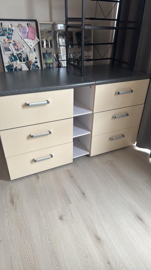 Commode met 6 lades en open vakken - Crèmekleurig, Ophalen, 5 laden of meer, 100 tot 150 cm, Zo goed als nieuw
