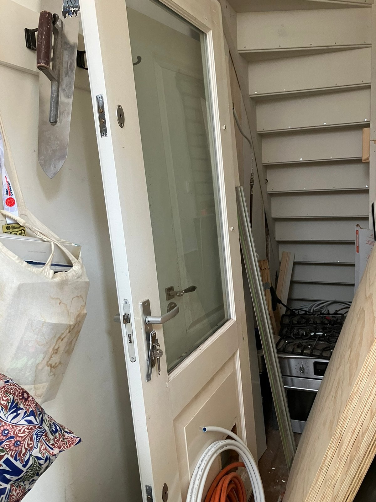 Hardhouten Raam kozijn en achterdeur, Ophalen