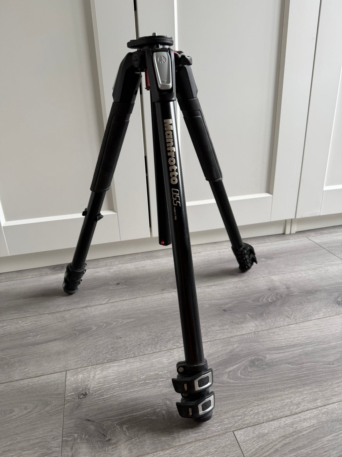 Manfrotto MT055XPRO3, Ophalen, Gebruikt, Driepoot, 150 tot 175 cm