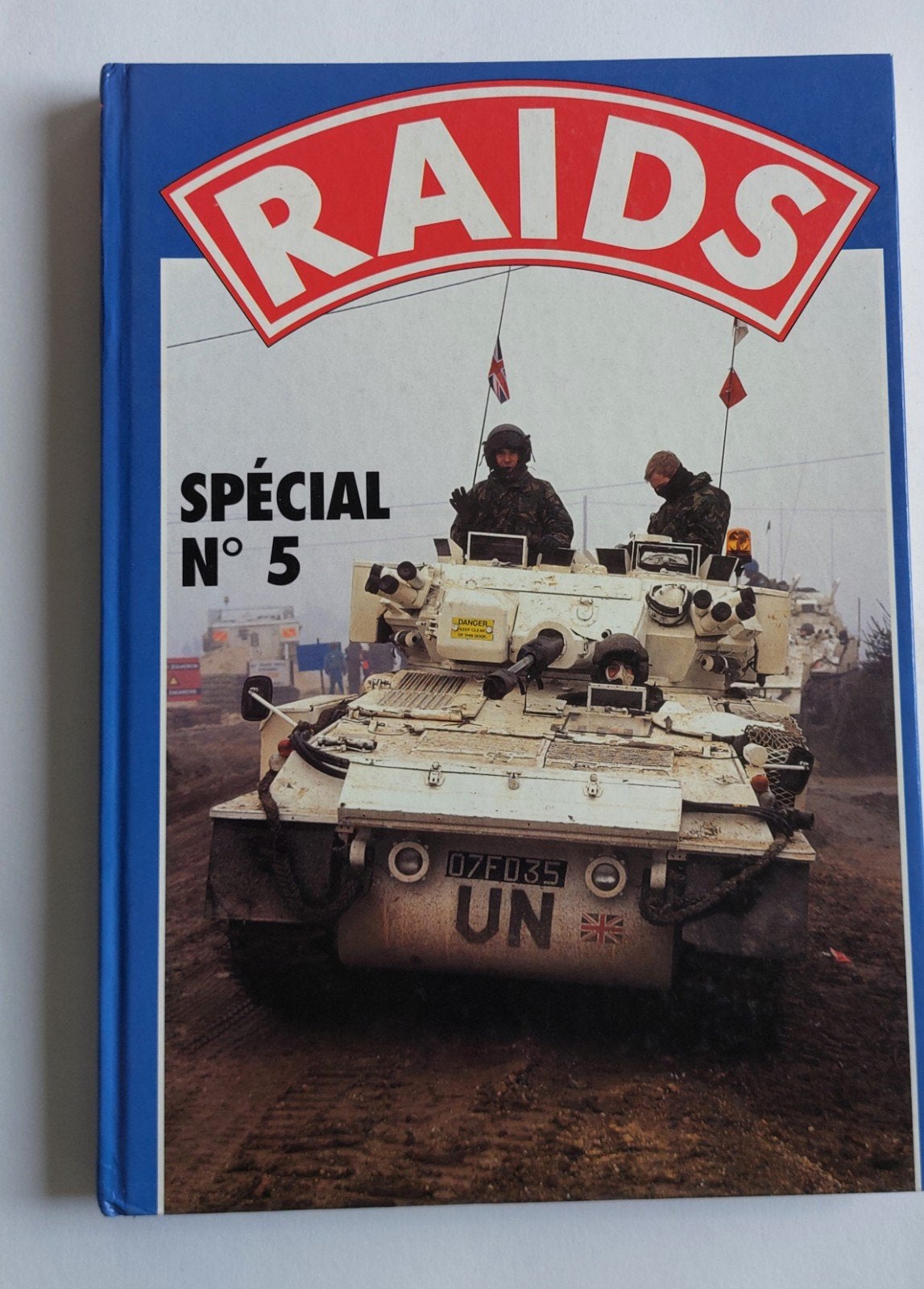 RAIDS SPÉCIAL N5 - Militair tijdschrift, Gelezen, Diverse auteurs, Ophalen of Verzenden, Algemeen