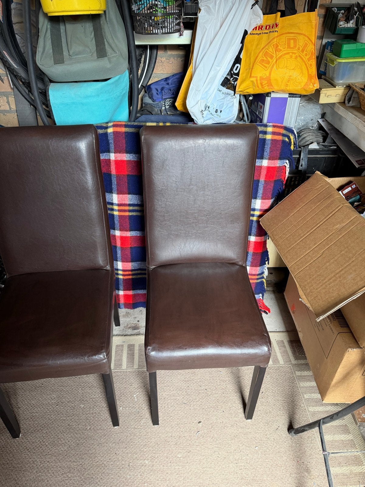 Vier eetkamerstoelen van skaileer, Ophalen, Gebruikt, Bruin, Leer