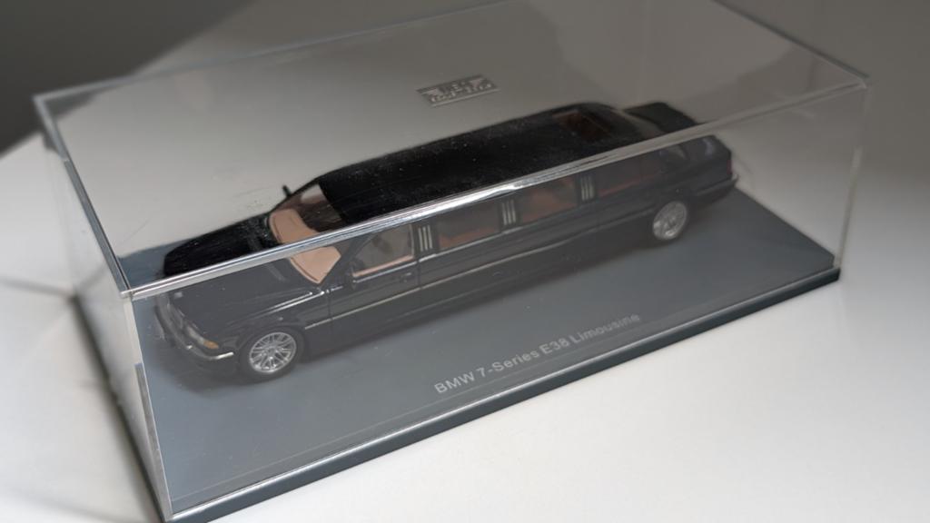 BMW 740D E38 limo 1:43, Hobby en Vrije tijd, Modelauto's | 1:43, Verzenden, Auto, Overige merken