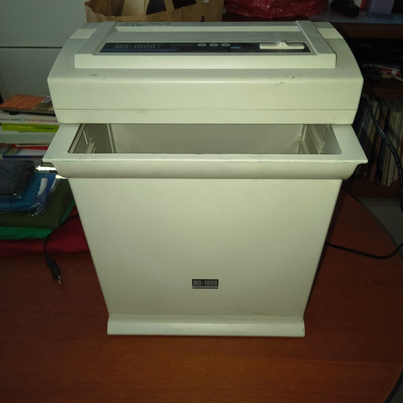 MG-1000 Persoonlijke Papierversnipperaar, Ophalen, Gebruikt, Overige typen