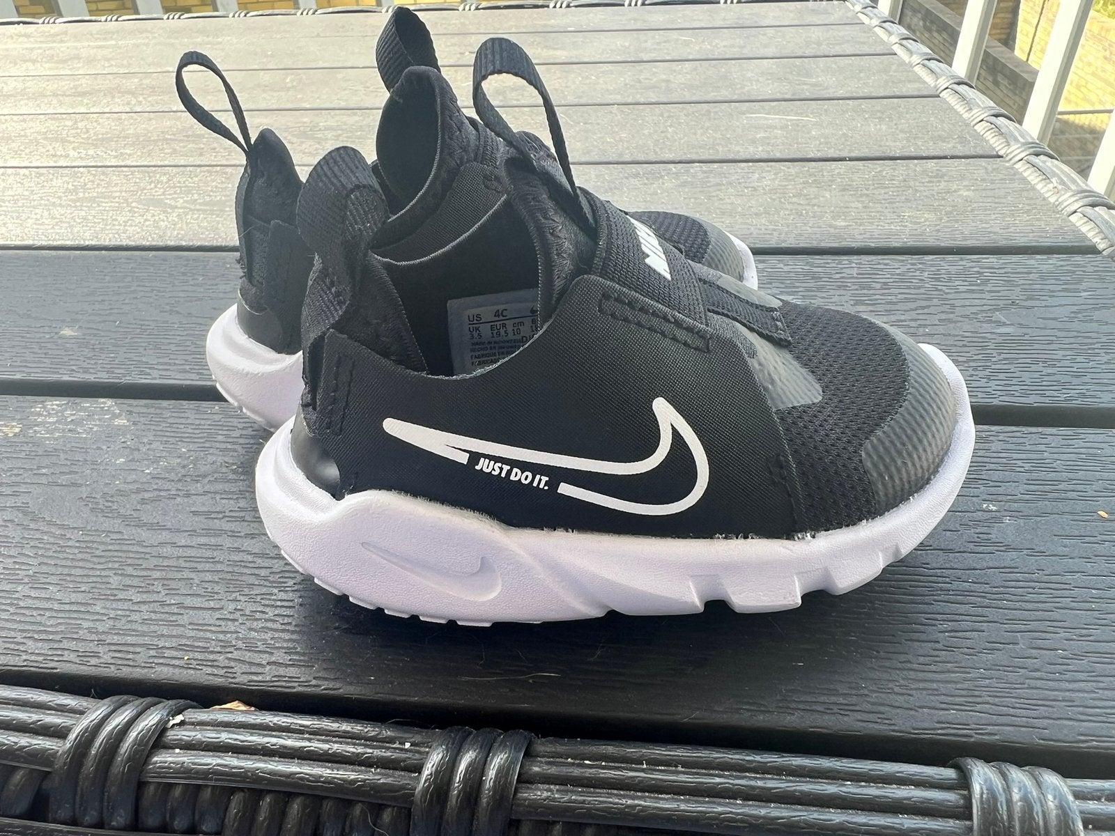 Nieuwe Nike babyschoentjes maat 19,5 - Zwart, Ophalen of Verzenden, Nieuw, Jongetje of Meisje, Schoentjes