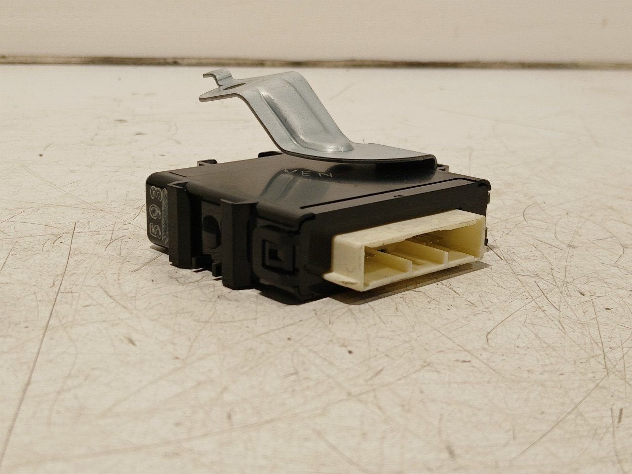 Computer diversen Toyota Prius, Onderdelen@venauto.nl, Van der Ven Autorecycling B.V., Gebruikt, Ettenseweg 76, 4706 PB Roosendaal, The Netherlands