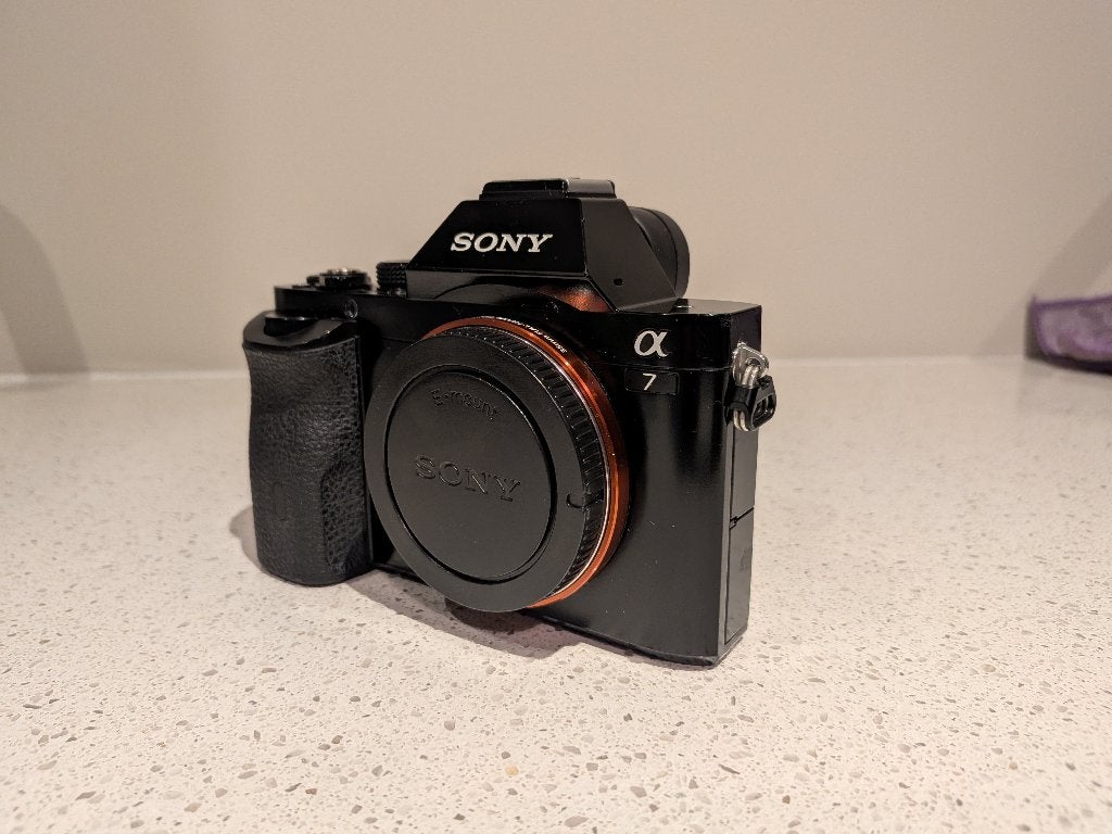 Sony Alpha 7 (ILCE-7) Systeemcamera met 3 accu's
