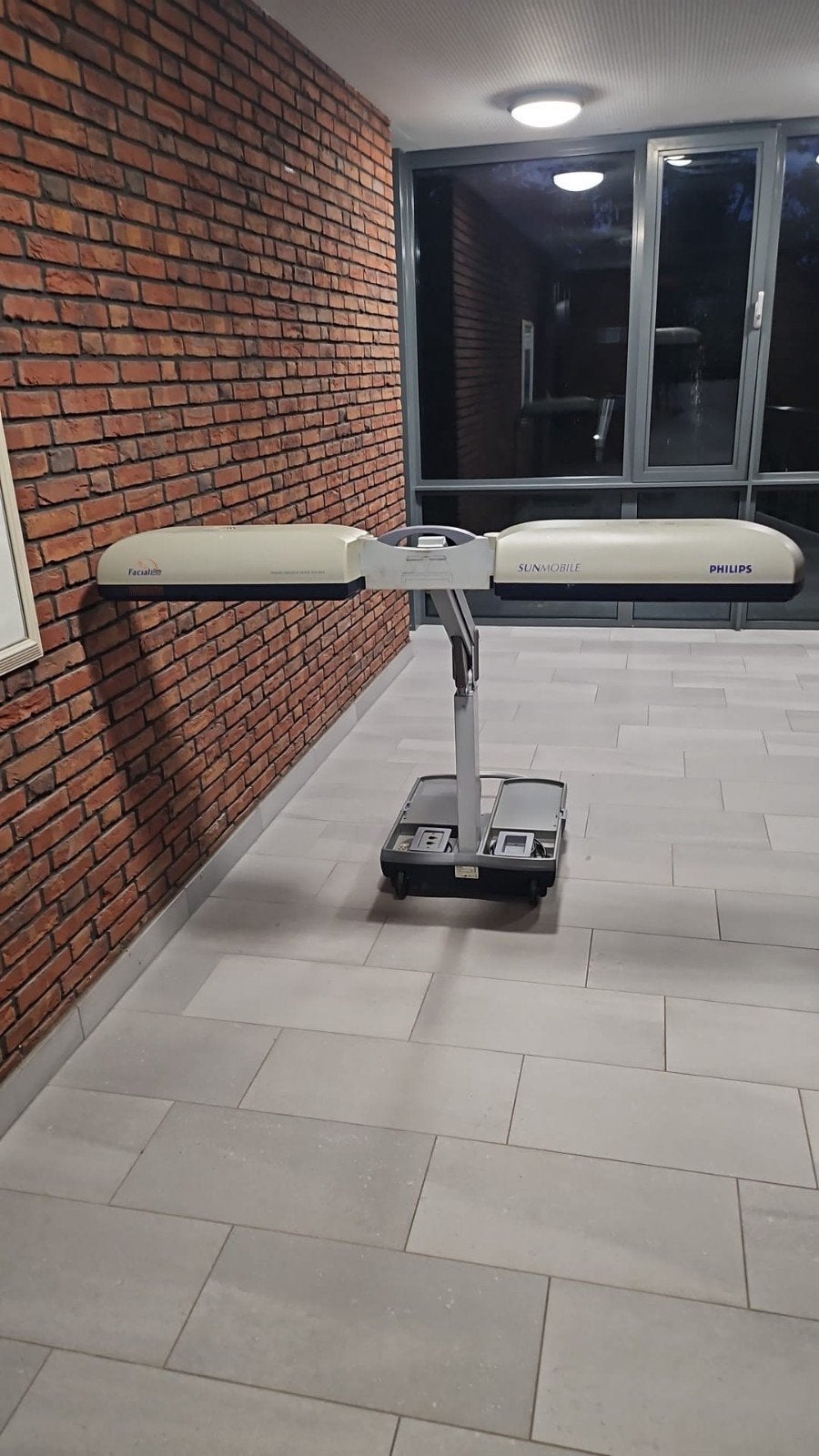 Philips Sunmobile - werkt prima, Ophalen, Gebruikt, Zonnebank enkelzijdig, Minder dan 10 lampen