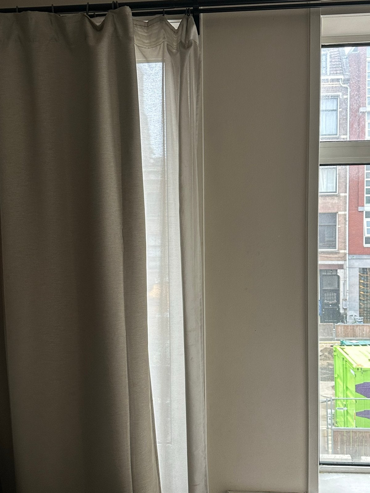 IKEA Vilborg Gordijnen (3x) met roede en vitrage, Ophalen, Gebruikt, Verduisterend, Beige