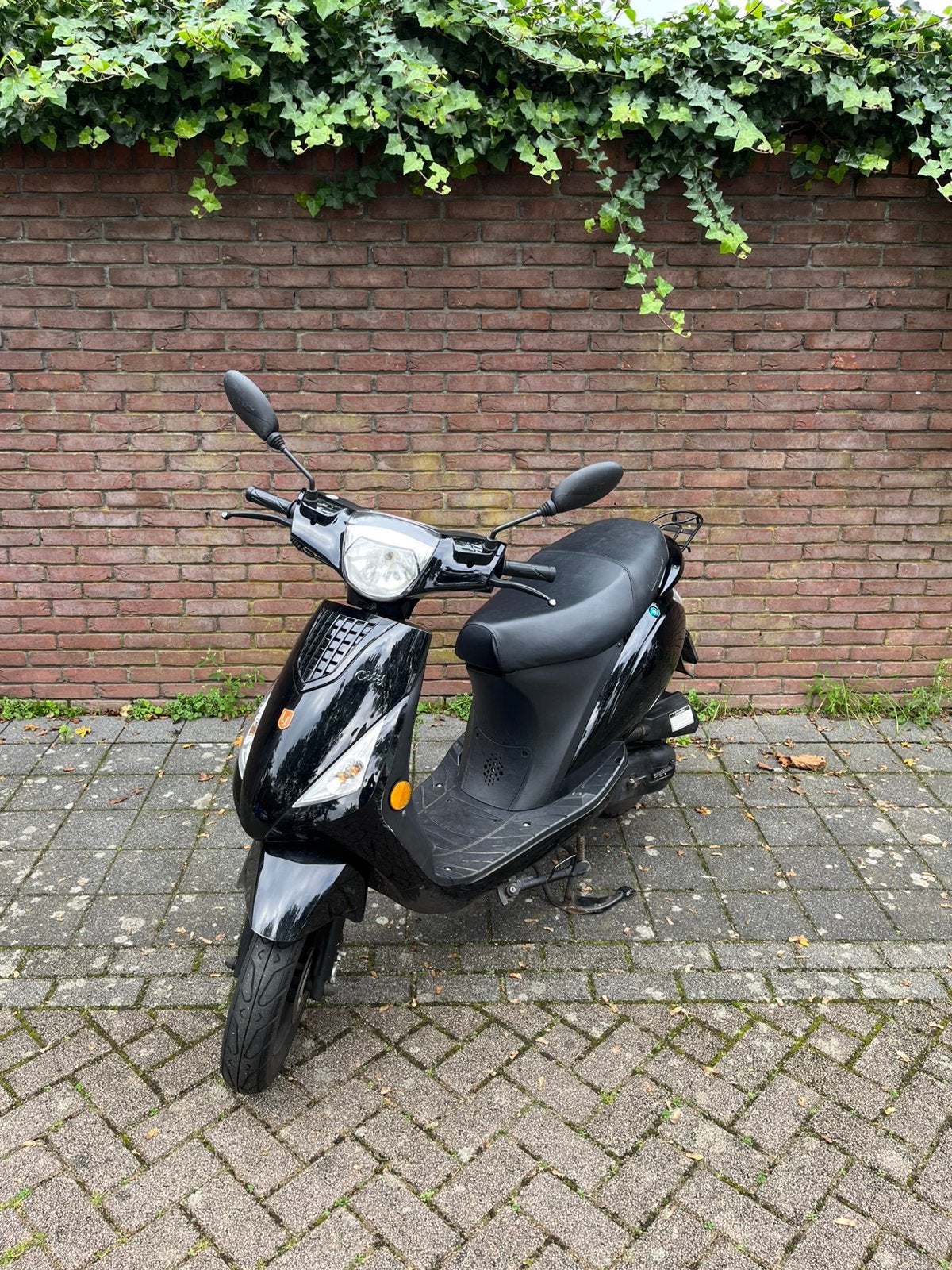 La souris city 45km/u brommer scooter zwart 2025 zip, Ophalen, Gebruikt, Benzine, Overige modellen