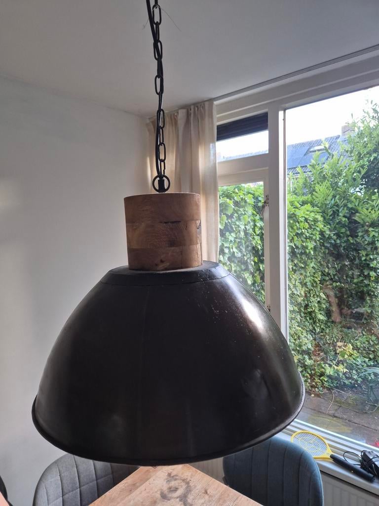 Industriële hanglamp - Zwart met houten accent (48 cm), Ophalen, Gebruikt, Minder dan 50 cm, Industrieel