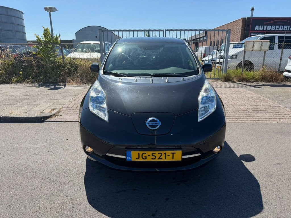 Nissan LEAF Tekna 30 kWh, Auto's, Nissan, Gebruikt, 199 km, 1445 kg, Zwart