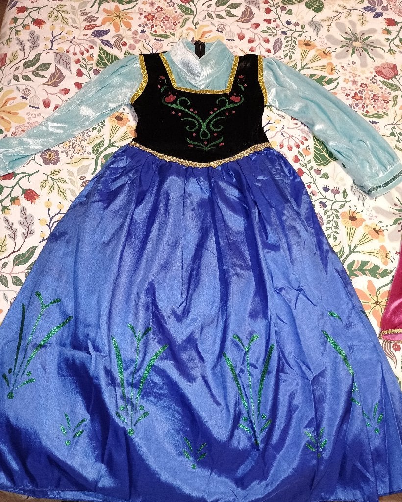 Frozen Anna verkleedjurk maat (6-8 jaar) met accessoires, Ophalen of Verzenden, Zo goed als nieuw, 122 t/m 128, Meisje